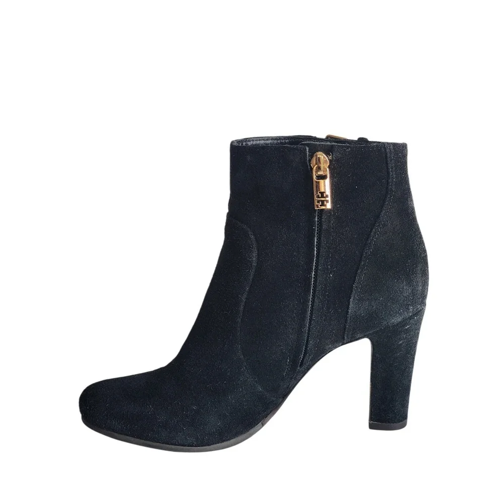 Tory Burch Milan Black Suede Ankle Boots Gold Hardware Block Heel 7 31138372